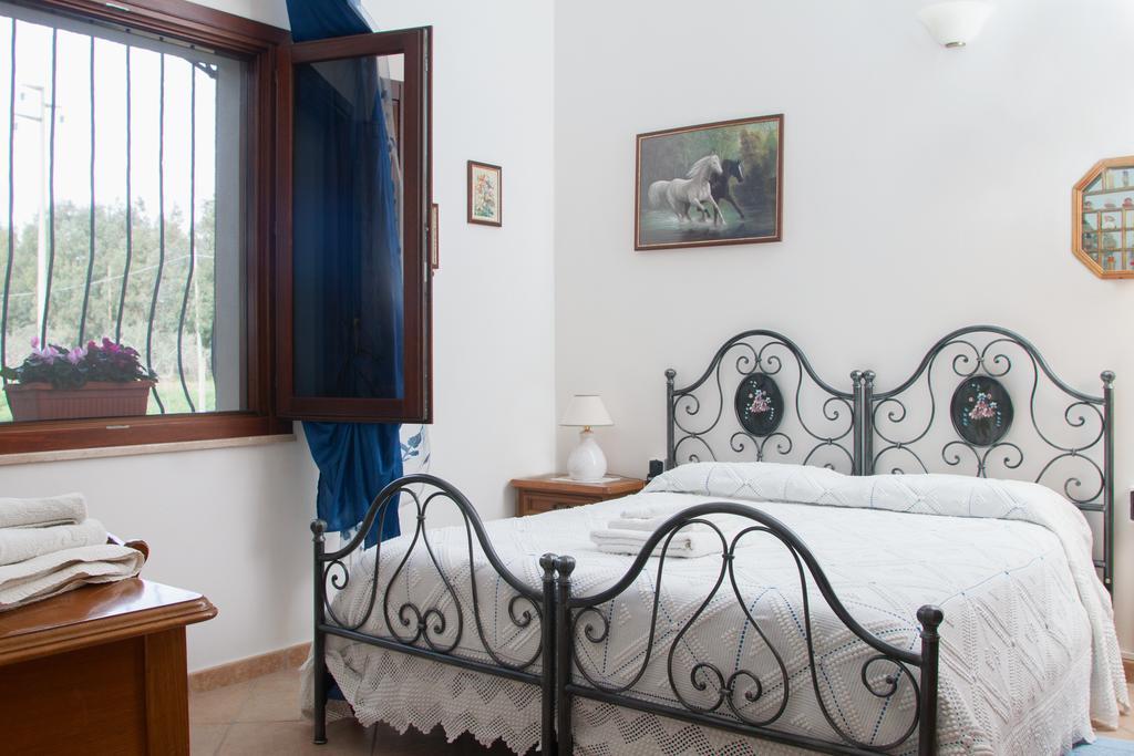 Il Vecchioliveto Di Ornella Bed & Breakfast Marrùbiu Eksteriør bilde